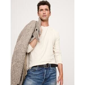 NWT Banana Republic Luxury-Touch Long-Sleeve T-Shirt in Oatmeal size XXL TALL